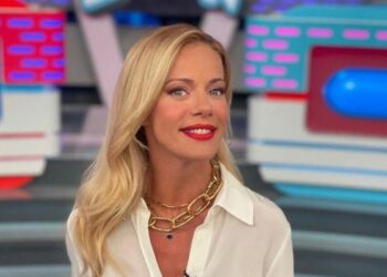 Η παρουσιάστρια Ζέτα Μακρυπούλια