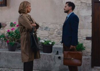 Η Γη της Ελιάς - Έντρομη η Αθηνά: «Μιχάλη, βοήθεια σώσε με»
