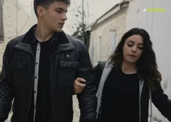 Η Γη της Ελιάς: Η Ειρήνη σε πανικό: «Δεν αντέχω πια εκεί μέσα»