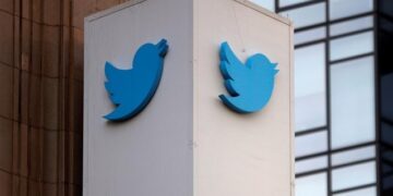 Twitter Καταγγελία χρηστών ότι διέρρευσαν γυμνές φωτογραφίες τους 360x180, Sfirixtra.gr