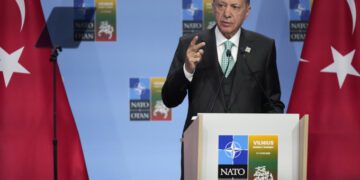 Ο Ερντογάν πουλάει τρέλα – Παιχνίδια με την ένταξη της 360x180, Sfirixtra.gr