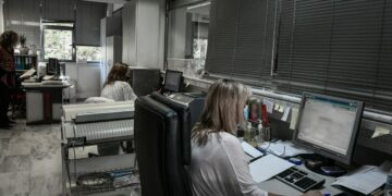 Πόσο θα αυξηθούν οι μισθοί μετά το ξεπάγωμα των τριετιών 360x180, Sfirixtra.gr